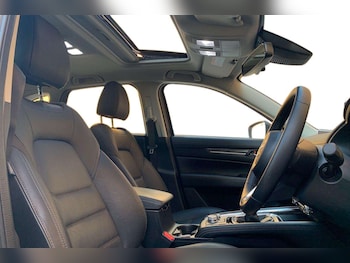 Used Mazda CX-5 2022 for sale - 76130631: Photo 4