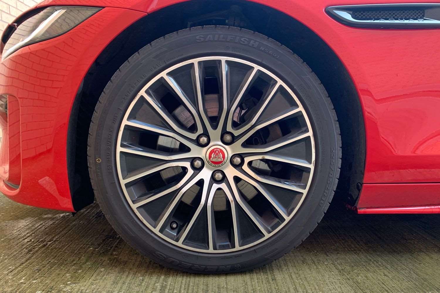 Used Jaguar XE 2019 for sale - 77380855: Photo 8