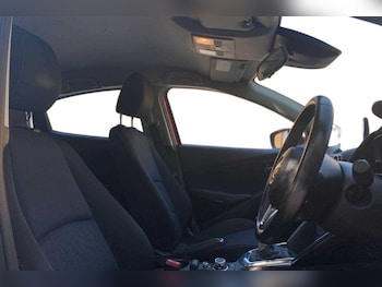 Used Mazda Mazda2 2015 for sale - 75534131: Photo