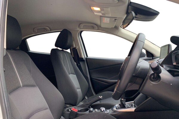 Used Mazda Mazda2 2019 for sale - 76311933: Photo 4