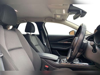 Used Mazda CX-30 2023 for sale - 76168555: Photo