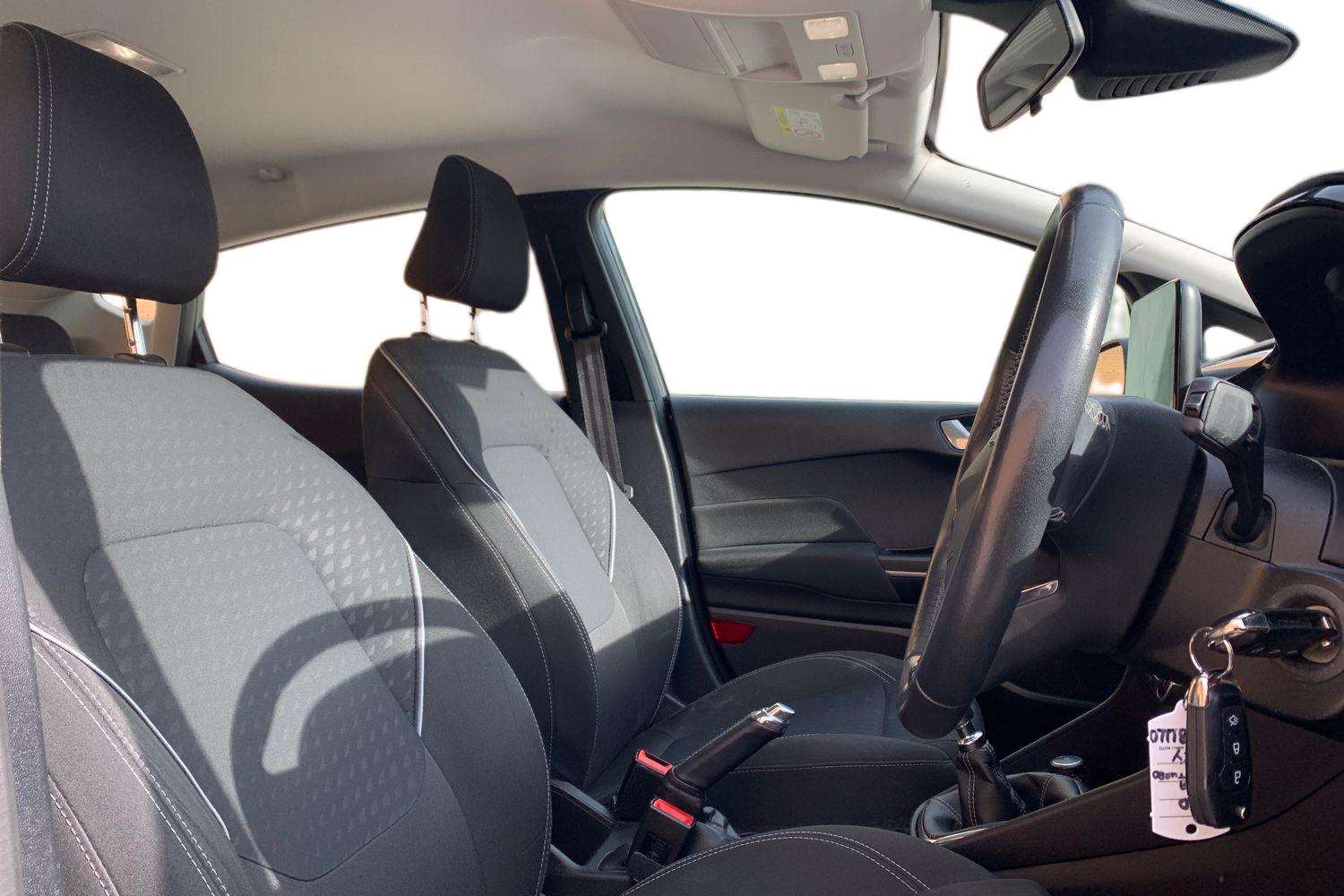 Used Ford Fiesta 2018 for sale - 76609606: Photo 4