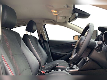 Used Mazda Mazda2 2024 for sale - 76021897: Photo