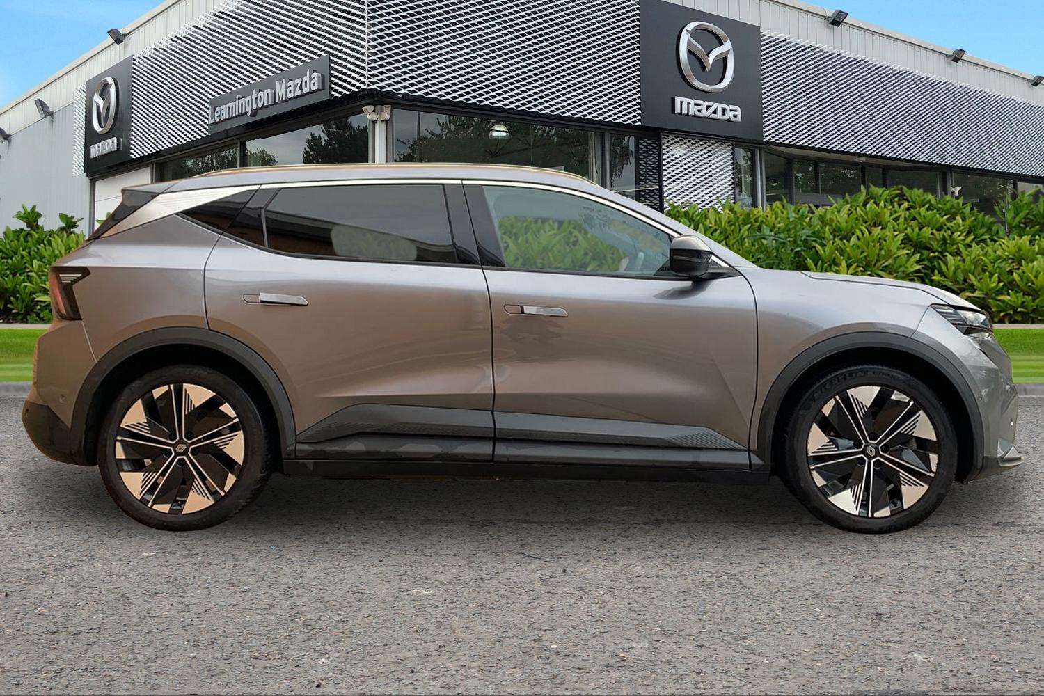 Used Renault Scenic E-Tech 2024 for sale - 76954363: Photo 6