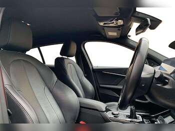 Used BMW 1 Series 2024 for sale - 77420417: Photo