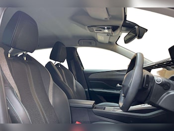 Used Peugeot 308 2023 for sale - 77975520: Photo