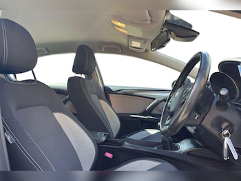 Used Toyota Avensis 2017 for sale - 78798211: Photo