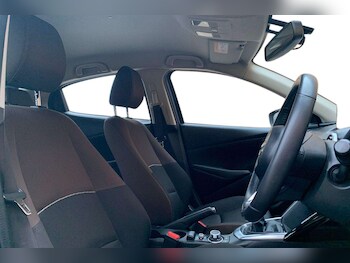 Used Mazda Mazda2 2022 for sale - 76954378: Photo