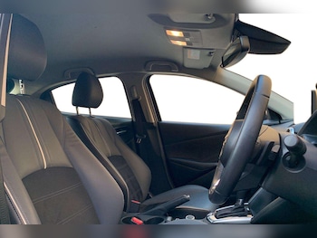 Used Mazda Mazda2 2022 for sale - 77005036: Photo