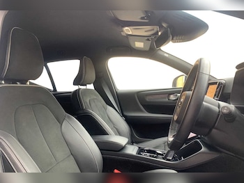 Used Volvo XC40 2021 for sale - 75393416: Photo