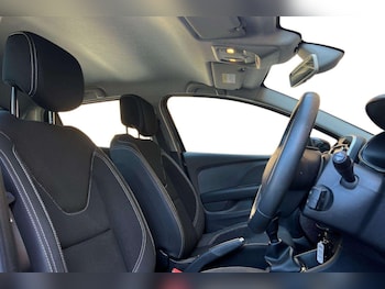 Used Renault Clio 2016 for sale - 78963530: Photo
