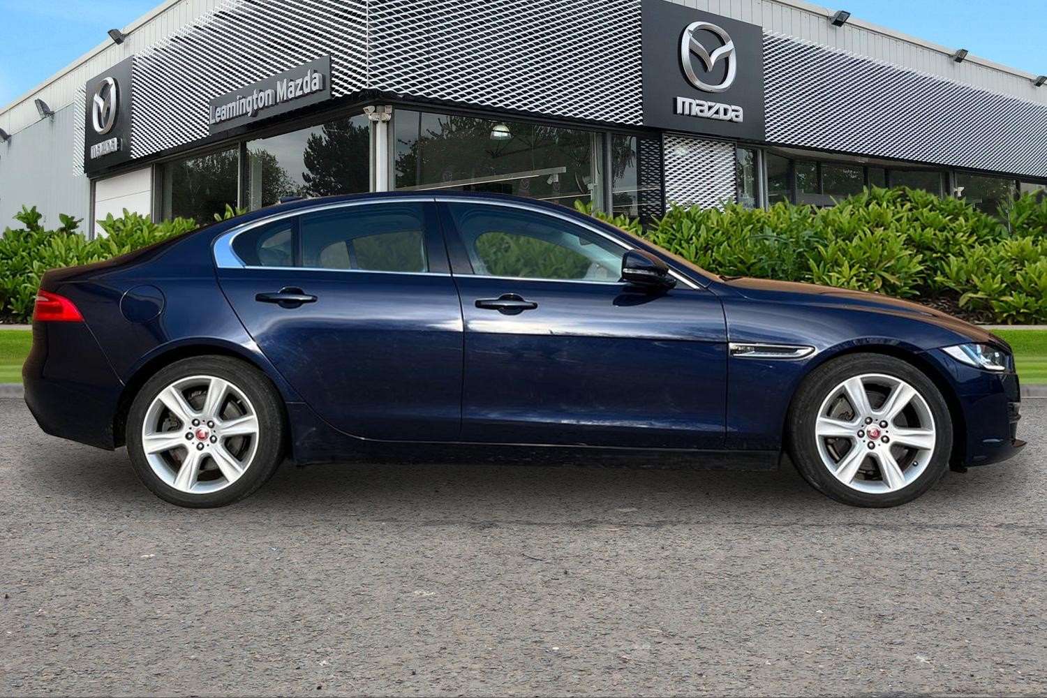 Used Jaguar XE 2018 for sale - 77890008: Photo 6