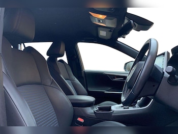 Used Toyota RAV4 2021 for sale - 77660306: Photo