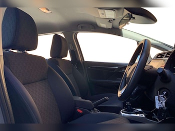 Used Honda Jazz 2016 for sale - 77698237: Photo