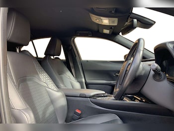 Used Lexus UX 2022 for sale - 75902106: Photo