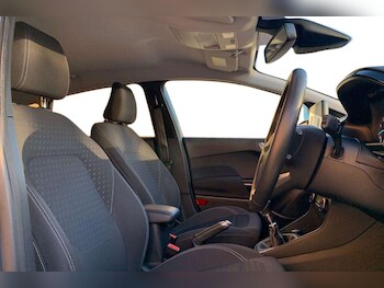 Used Ford Fiesta 2020 for sale - 76750143: Photo