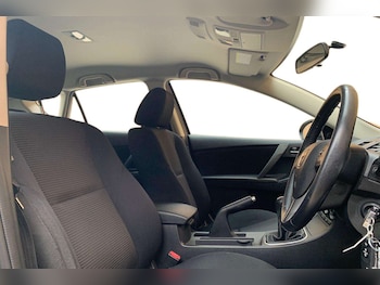 Used Mazda Mazda3 2012 for sale - 76190935: Photo 4