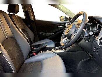 Used Mazda Mazda2 2022 for sale - 76971302: Photo