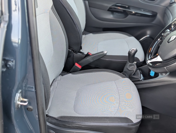 Used Renault Captur 2014 for sale - 76914200: Photo 8