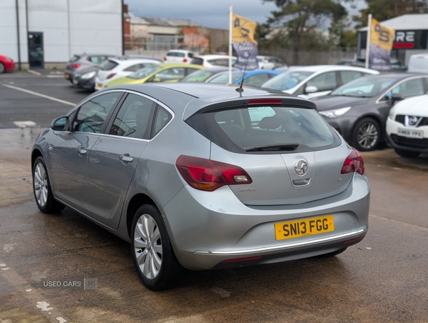 Used Vauxhall Astra 2013 for sale - 76202038: Photo 5