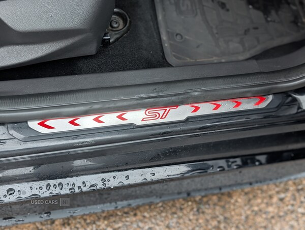 Used Ford Focus 2015 for sale - 76621216: Photo 15