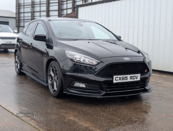 Used Ford Focus 2015 for sale - 76621216: Photo 2
