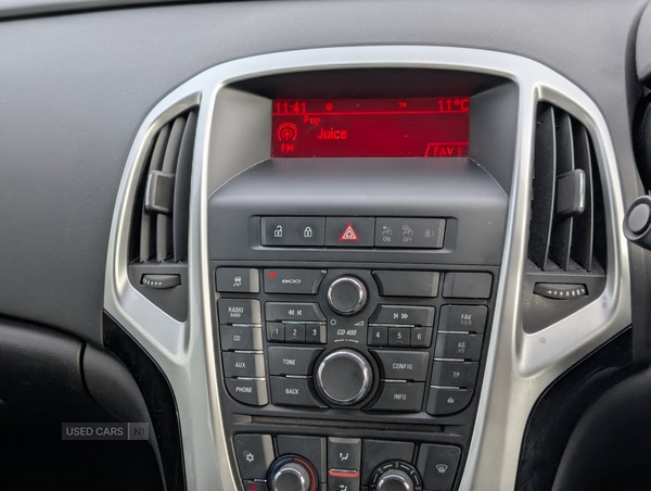 Used Vauxhall Astra 2012 for sale - 77684869: Photo 8