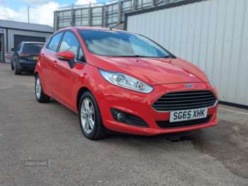 2015 - 1.25 82 Zetec 5dr