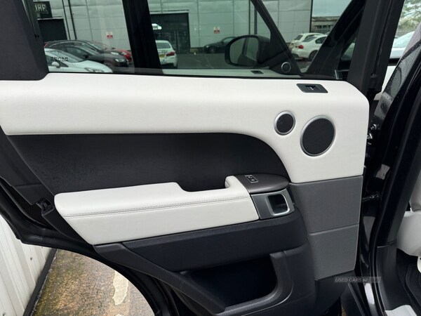 Used Land Rover Range Rover Sport 2016 for sale - 76998168: Photo 13