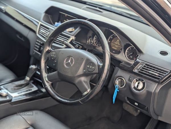 Used Mercedes-Benz E Class 2009 for sale - 77121026: Photo 9