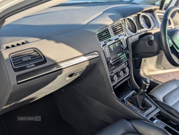 Used Volkswagen Golf 2015 for sale - 76927332: Photo 19