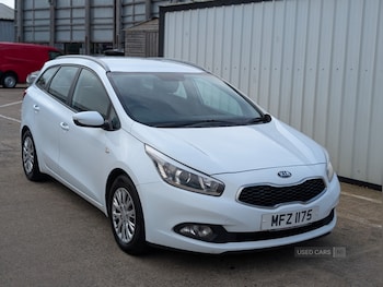 2012 - 1.4 CRDi 1 5dr