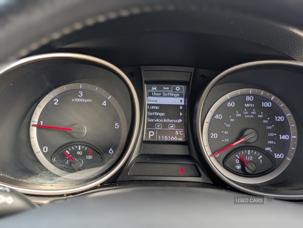 Used Hyundai Santa Fe 2013 for sale - 77599327: Photo 8