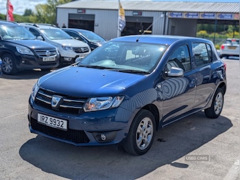 Used Dacia Sandero 2015 for sale - 79117105: Photo