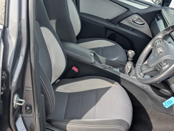 Used Toyota Avensis 2016 for sale - 76175740: Photo 9