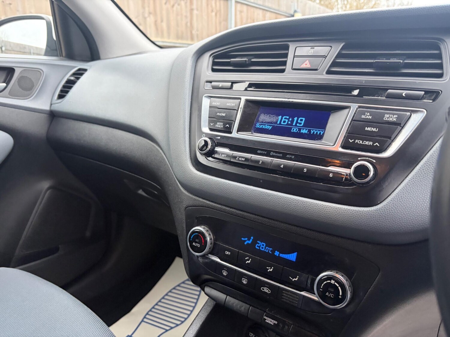 Used Hyundai i20 for sale - 77723602: Photo 25