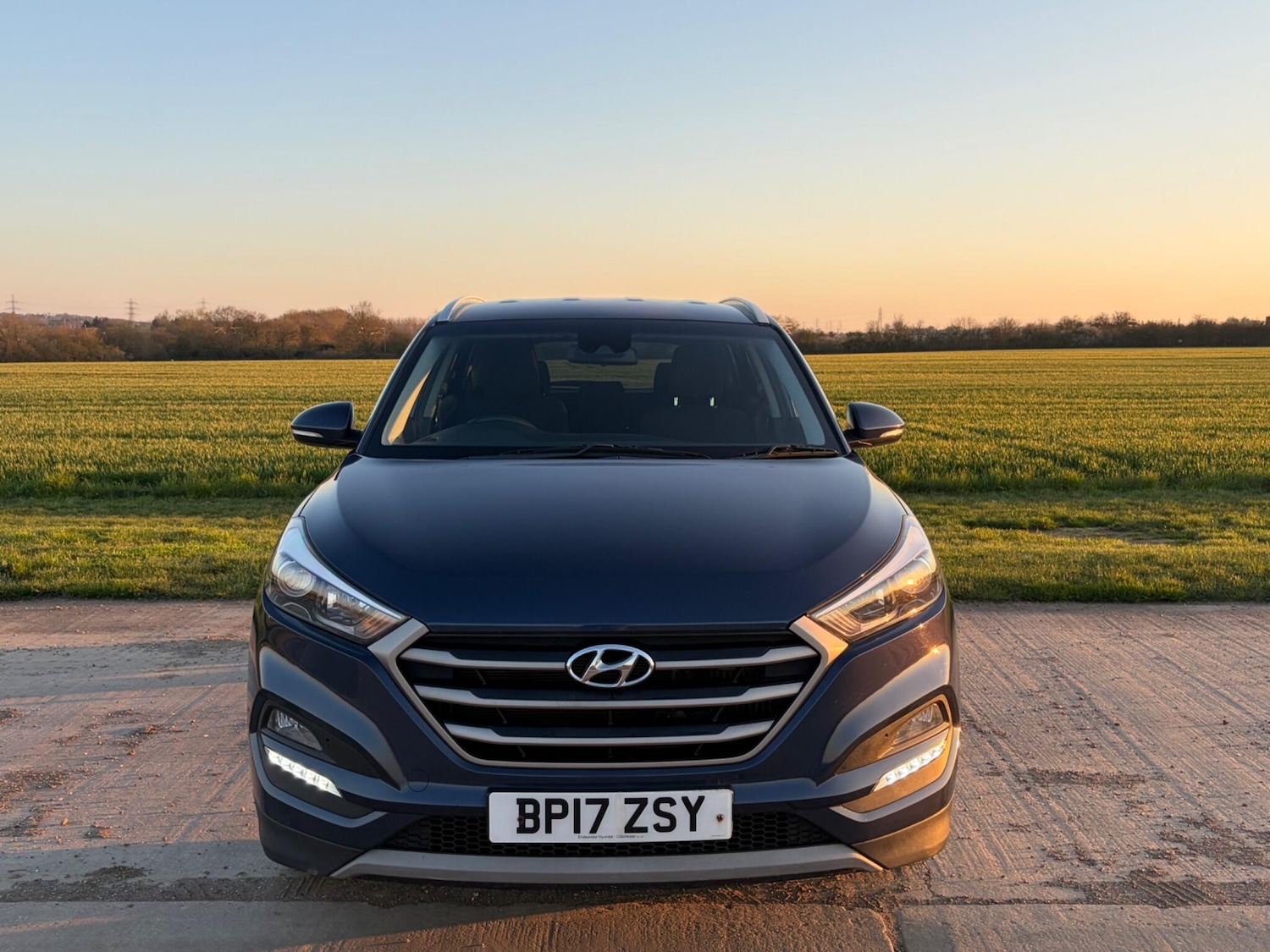 Used Hyundai TUCSON 2017 for sale - 77940613: Photo 2