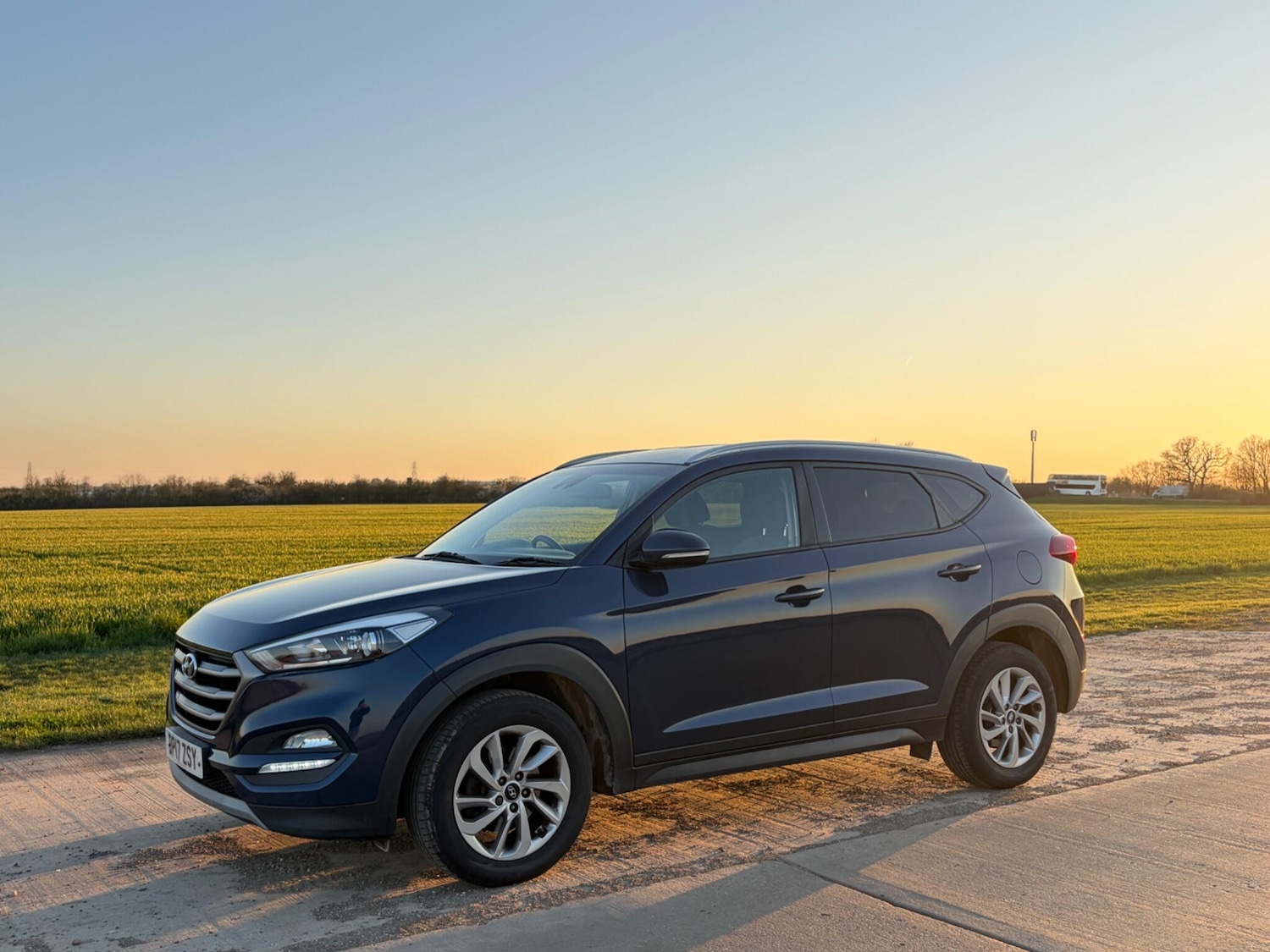 Used Hyundai TUCSON 2017 for sale - 77940613: Photo 3