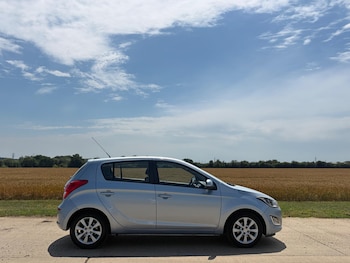 Used Hyundai i20 2012 for sale - 79034374: Photo
