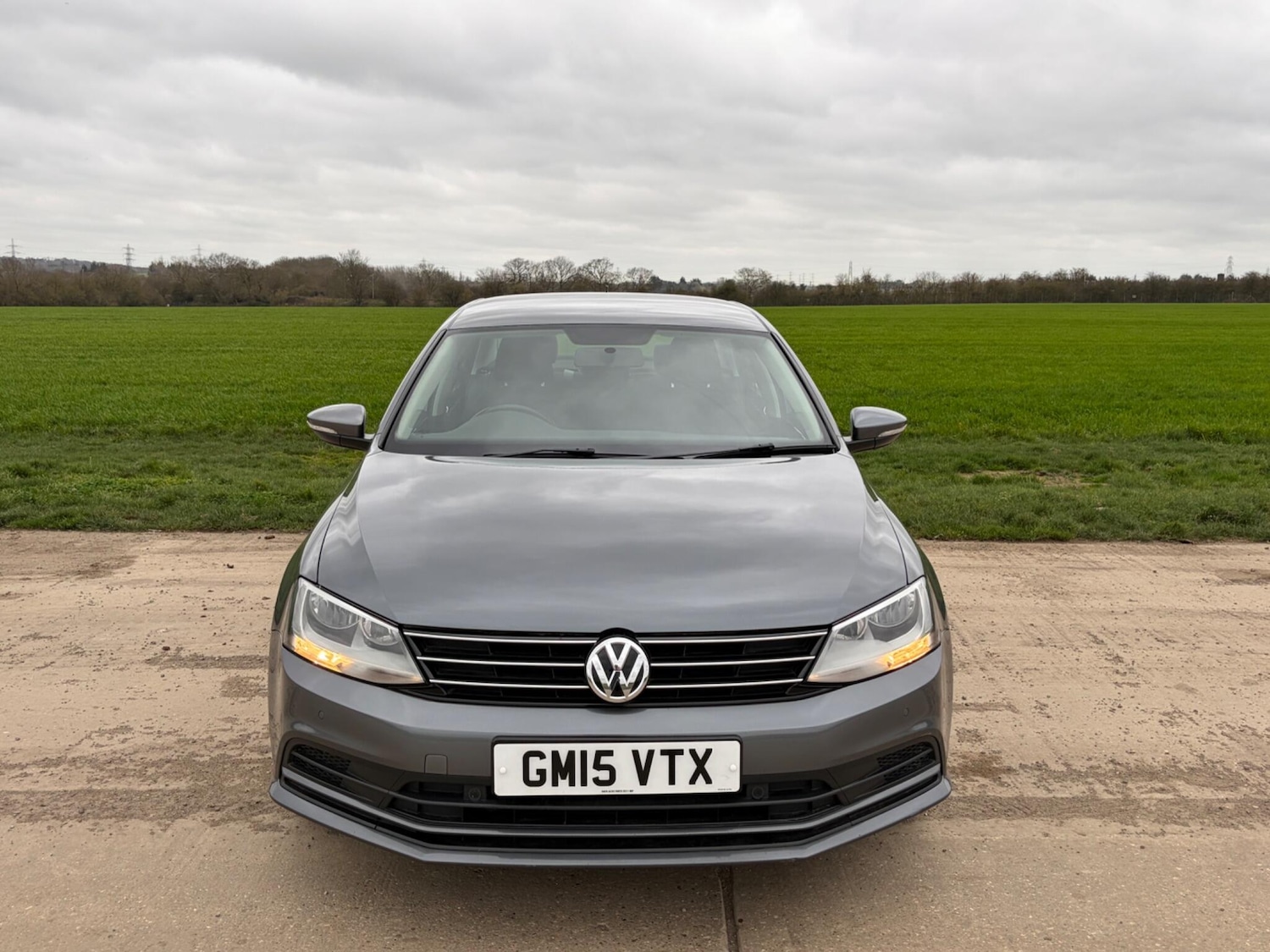 Used Volkswagen Jetta for sale - 77723472: Photo 2