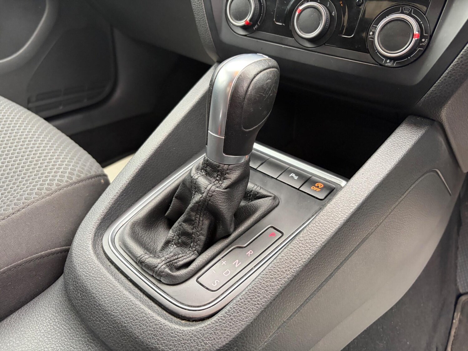 Used Volkswagen Jetta for sale - 77723472: Photo 25