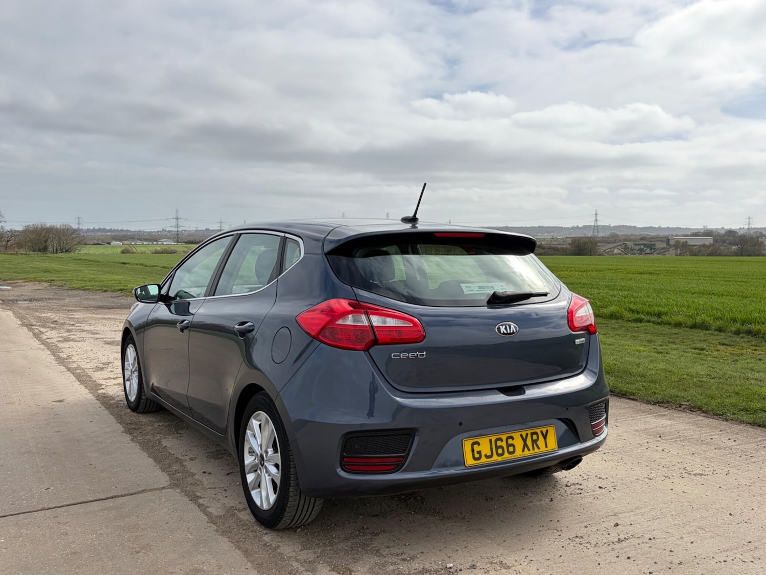 Used Kia Ceed for sale - 77924948: Photo 10