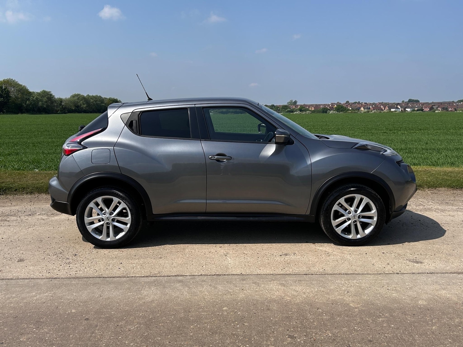 Used Nissan Juke 2018 for sale - 77725435: Photo 4