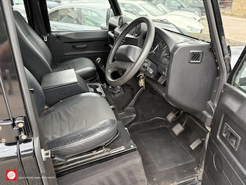 Used Land Rover Defender 110 2007 for sale - 75584618: Photo