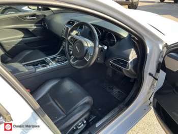Used Jaguar XE 2018 for sale - 75008086: Photo