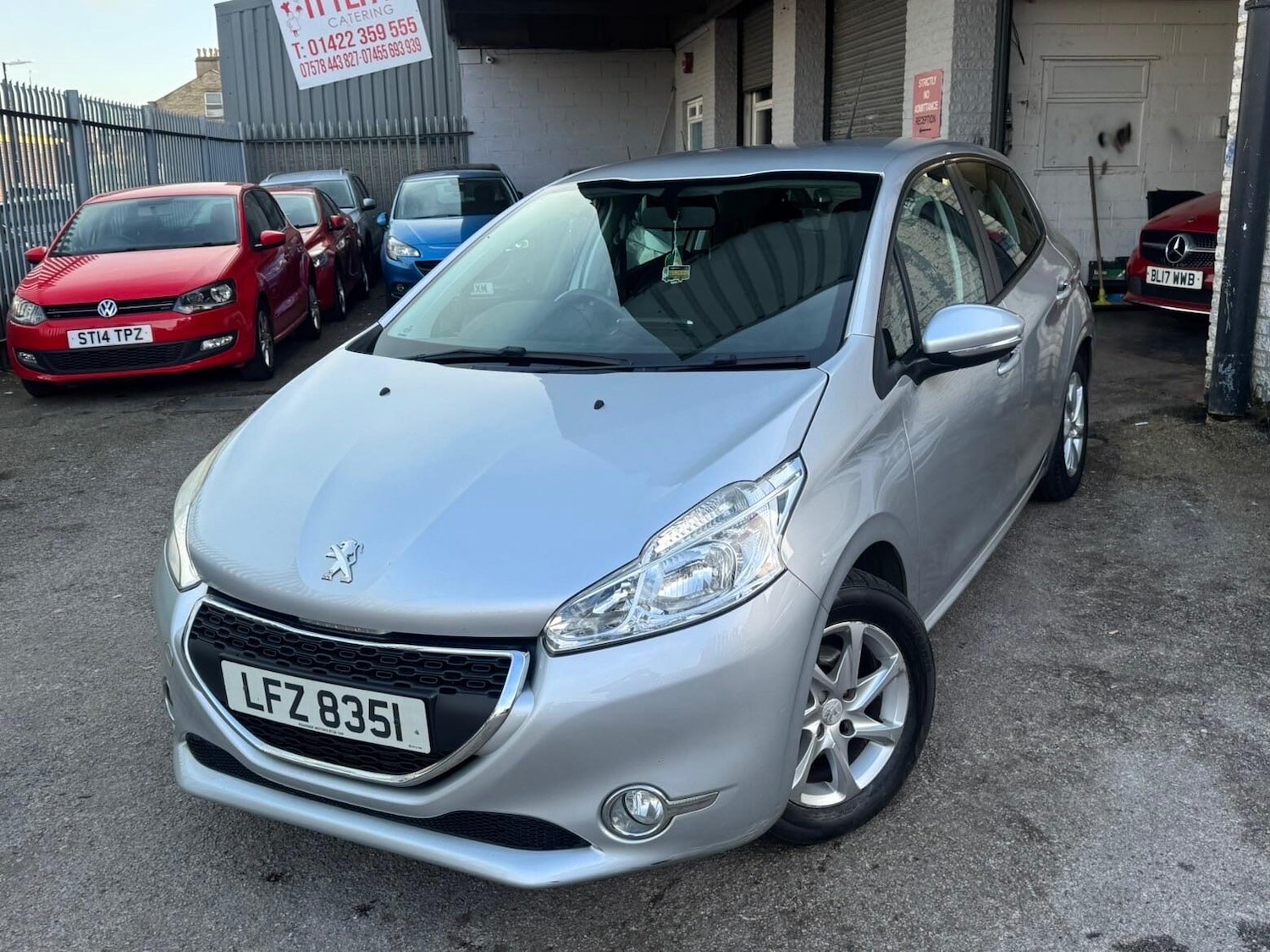 Used Peugeot 208 2013 for sale - 78184464: Photo 6