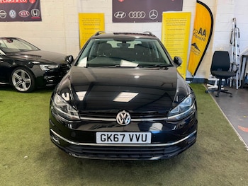 Used Volkswagen Golf 2017 for sale - 79374539: Photo