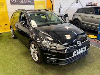 Used Volkswagen Golf 2017 for sale - 79374539: Photo