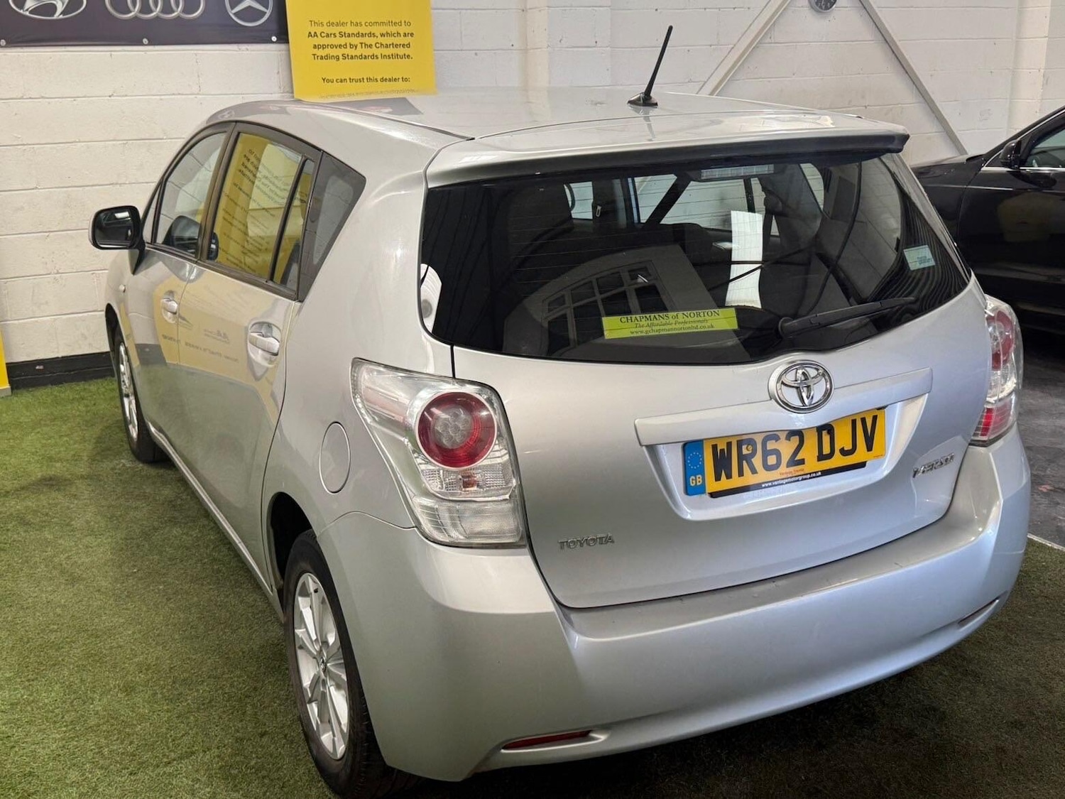 Used Toyota Verso for sale - 78127545: Photo 9