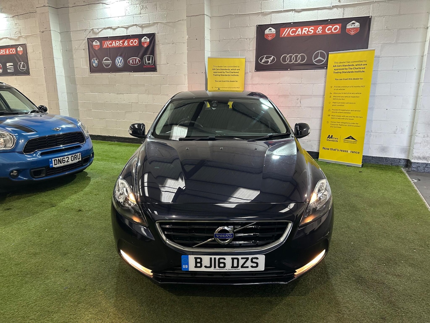 Used Volvo V40 for sale - 77824883: Photo 7